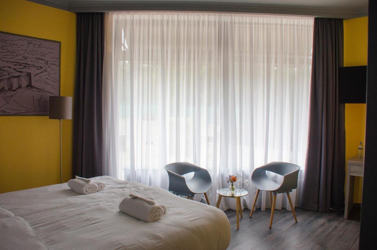 Atoneli Hotel ティビリシ エクステリア 写真